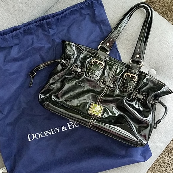 Dooney & Bourke Handbags - Dooney & Bourke handbag